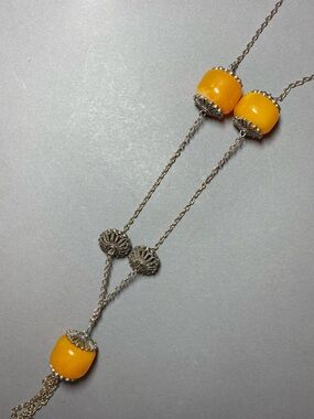 Vintage faux amber yellow chunky beaded necklace